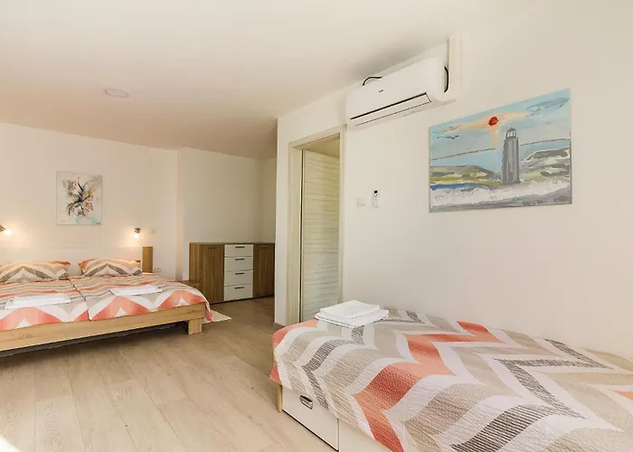 Beautiful In With Wifi Pula