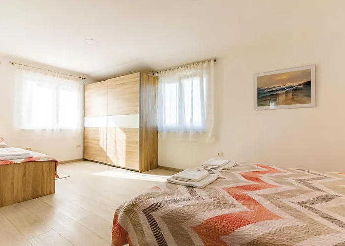 Holiday home Beautiful In With Wifi