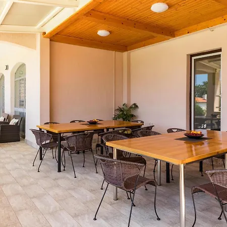 Ferienhaus Beautiful In With Wifi *