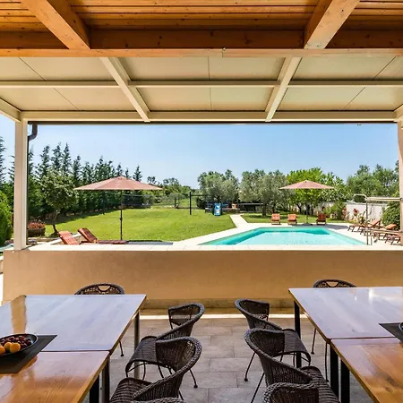 Ferienhaus Beautiful In With Wifi *