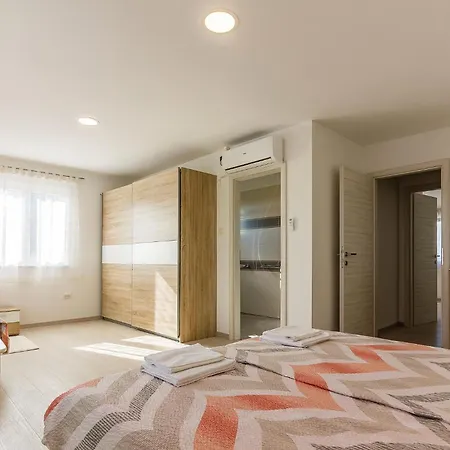 Beautiful In With Wifi *