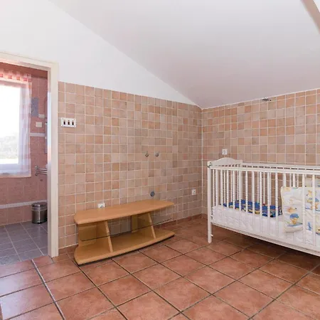 Ferienhaus Beautiful In With Wifi